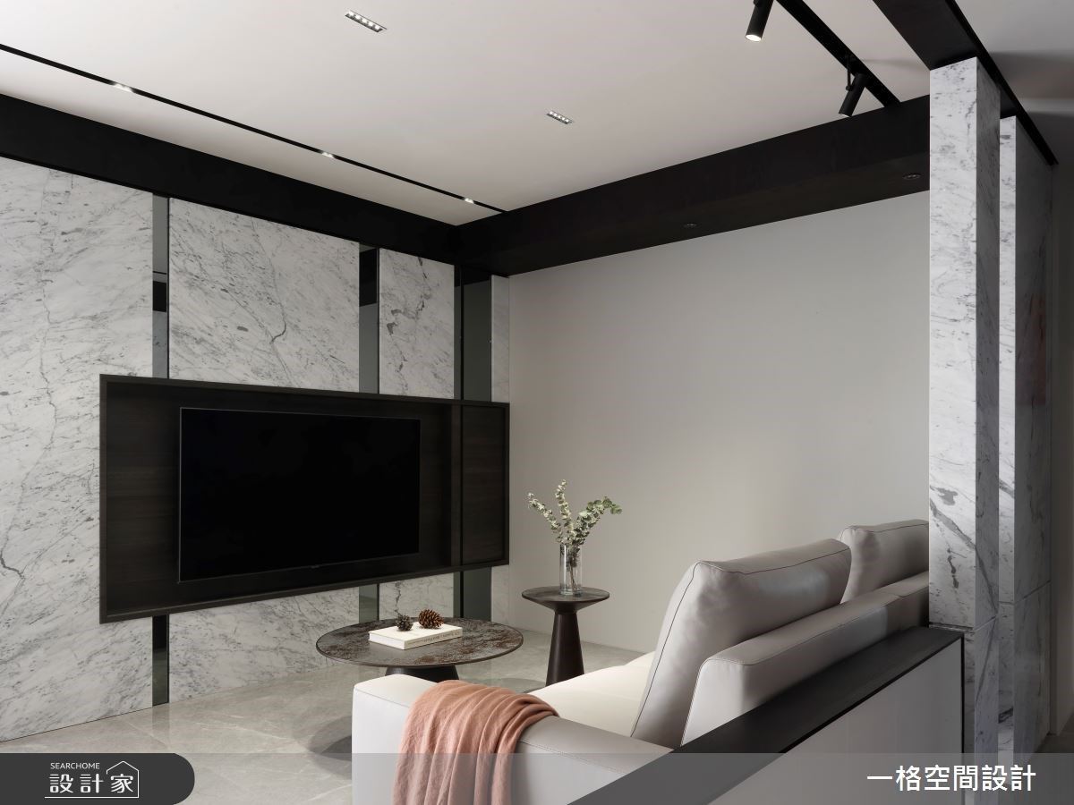 大理石電視牆打造奢華家庭小劇院！時尚現代宅不到 25 坪也有豪宅般生活享受