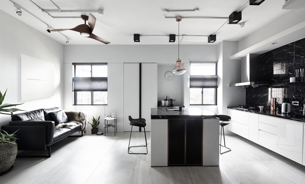 【TV】逆轉空間瑕疵 打造紐約黑白簡潔都會生活