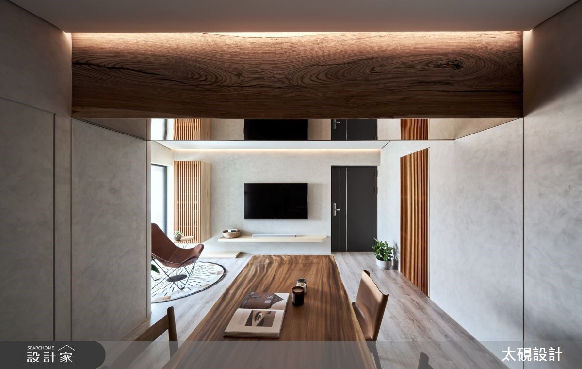 觸手可及的矮樑變靈魂所在！老屋翻新成退休夫妻與小兒子的簡約居所