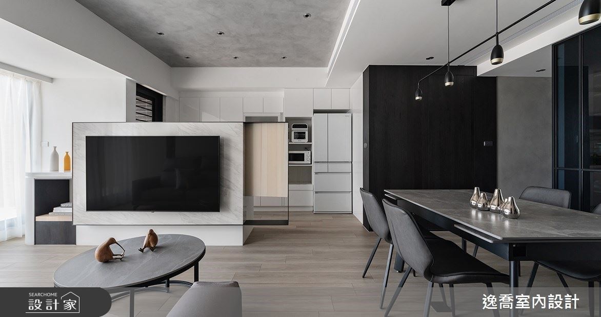 27 坪有四房與中島廚房！入門衣帽間、複合式電視牆，表現愛屋及烏的美
