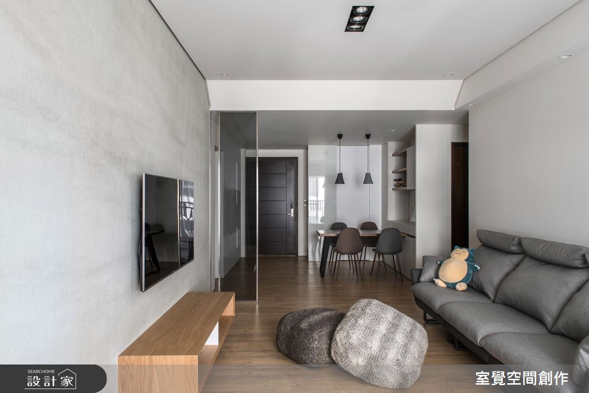 在 17 坪簡約風客廳 留一處專屬 2 人的發呆角落 !