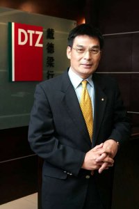 顏炳立：2010台灣房地產元年