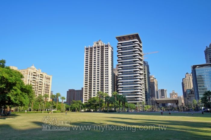 桃園藝文特區店面 創桃園次高紀錄