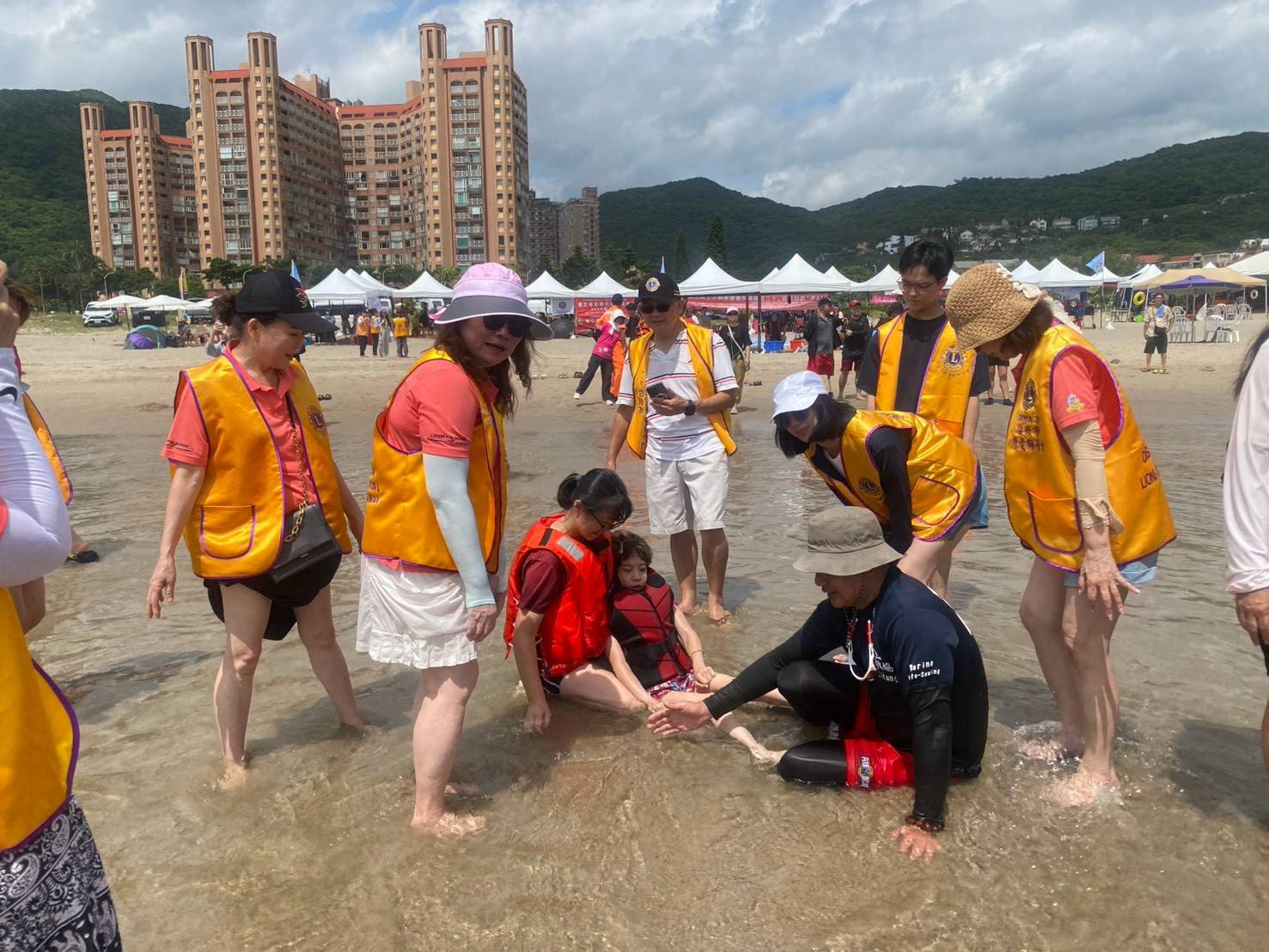 『海好有你！』 國際獅子會300A 3區第五專區攜手海上救生協會 陪伴腦麻...