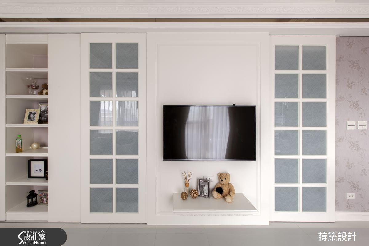 大女孩的莓果色珠寶盒  20 坪還能擁有夢幻更衣間 + 化妝室！