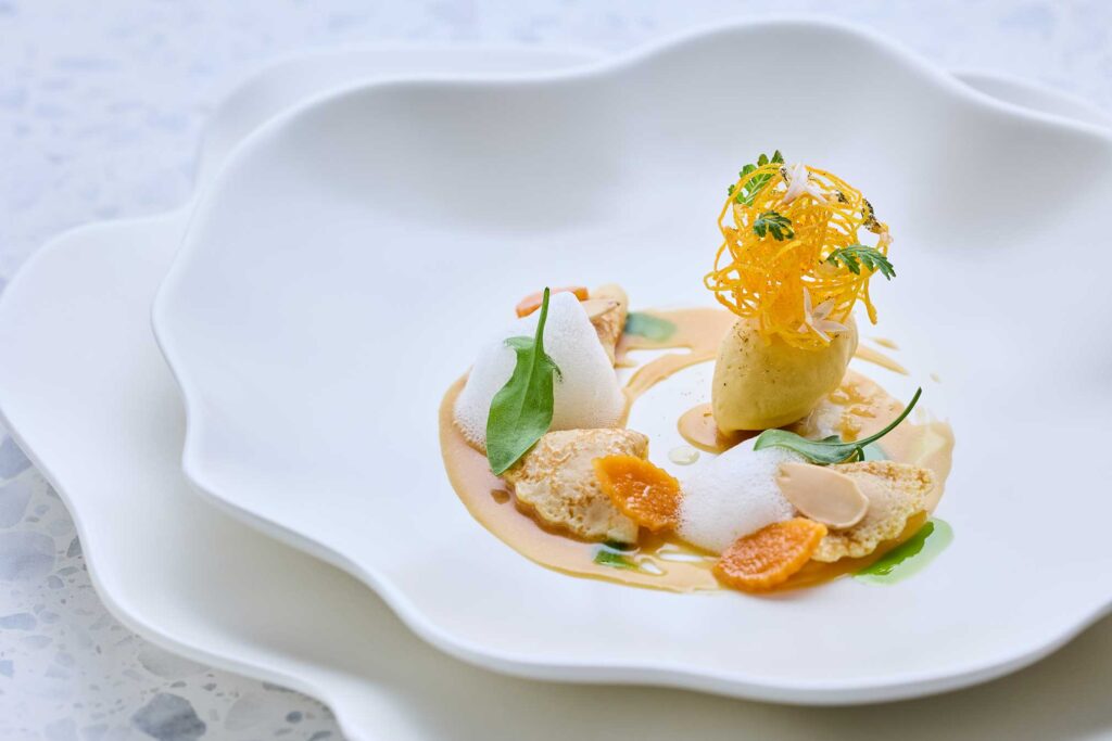 黃以倫迎接「A」獲選世界最佳50餐廳　發布2025春季新菜單