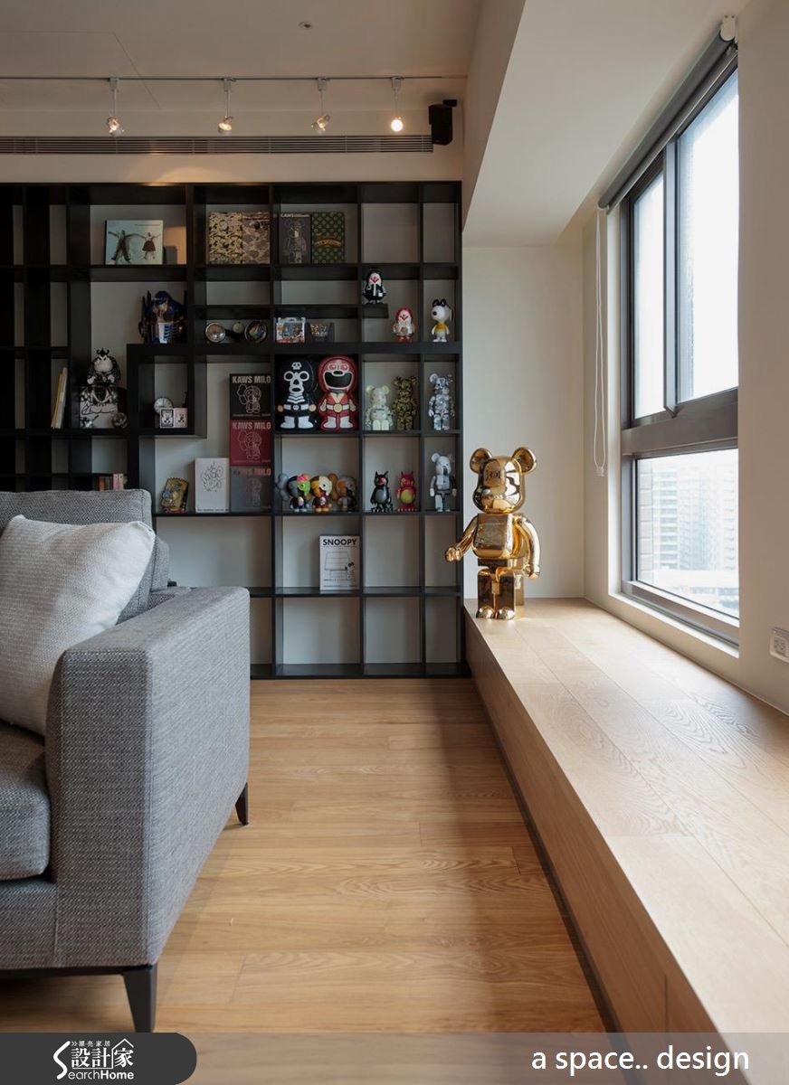 KAWS 鐵粉必看！用公仔妝點家 收藏成精的潮男現代宅