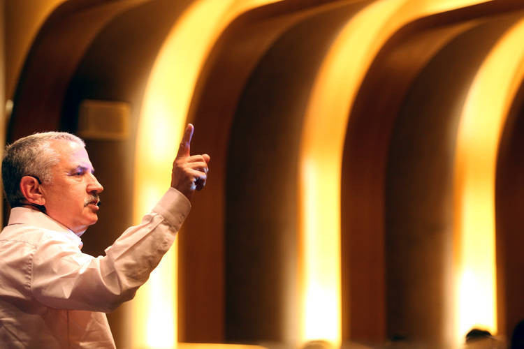 世界變動太快 湯馬斯．佛里曼教你暫停、反思