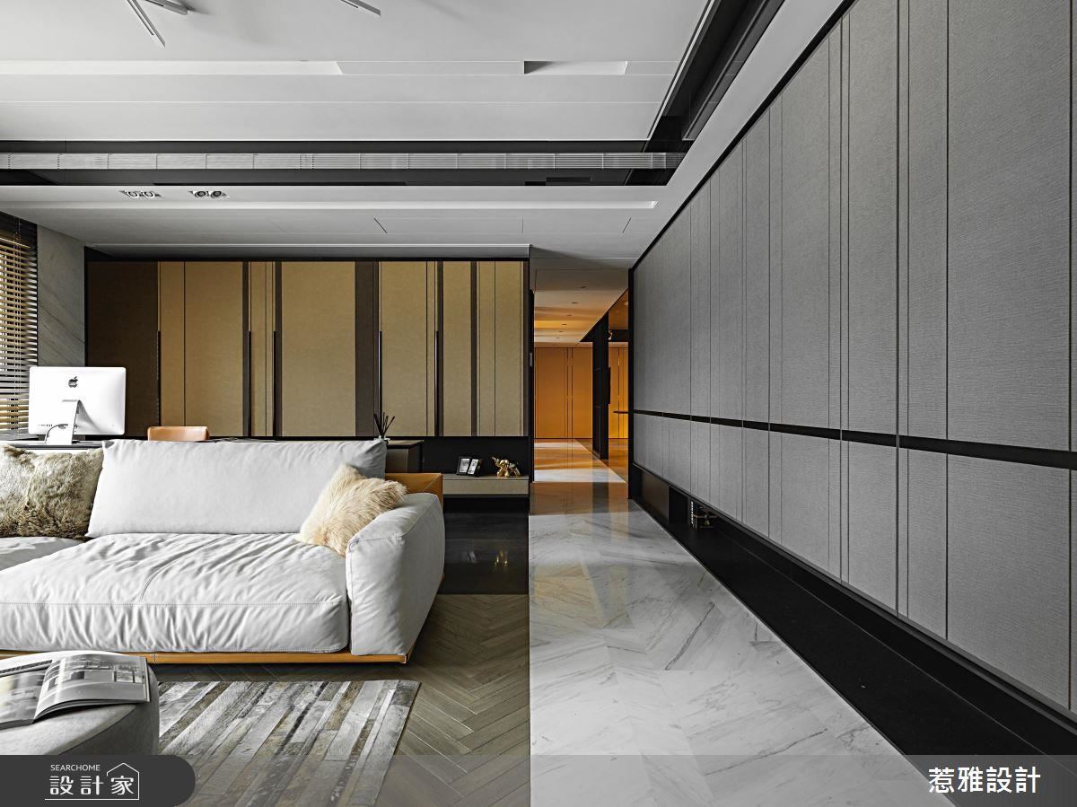 陽光深處有情門，大開大合的虛實異境！