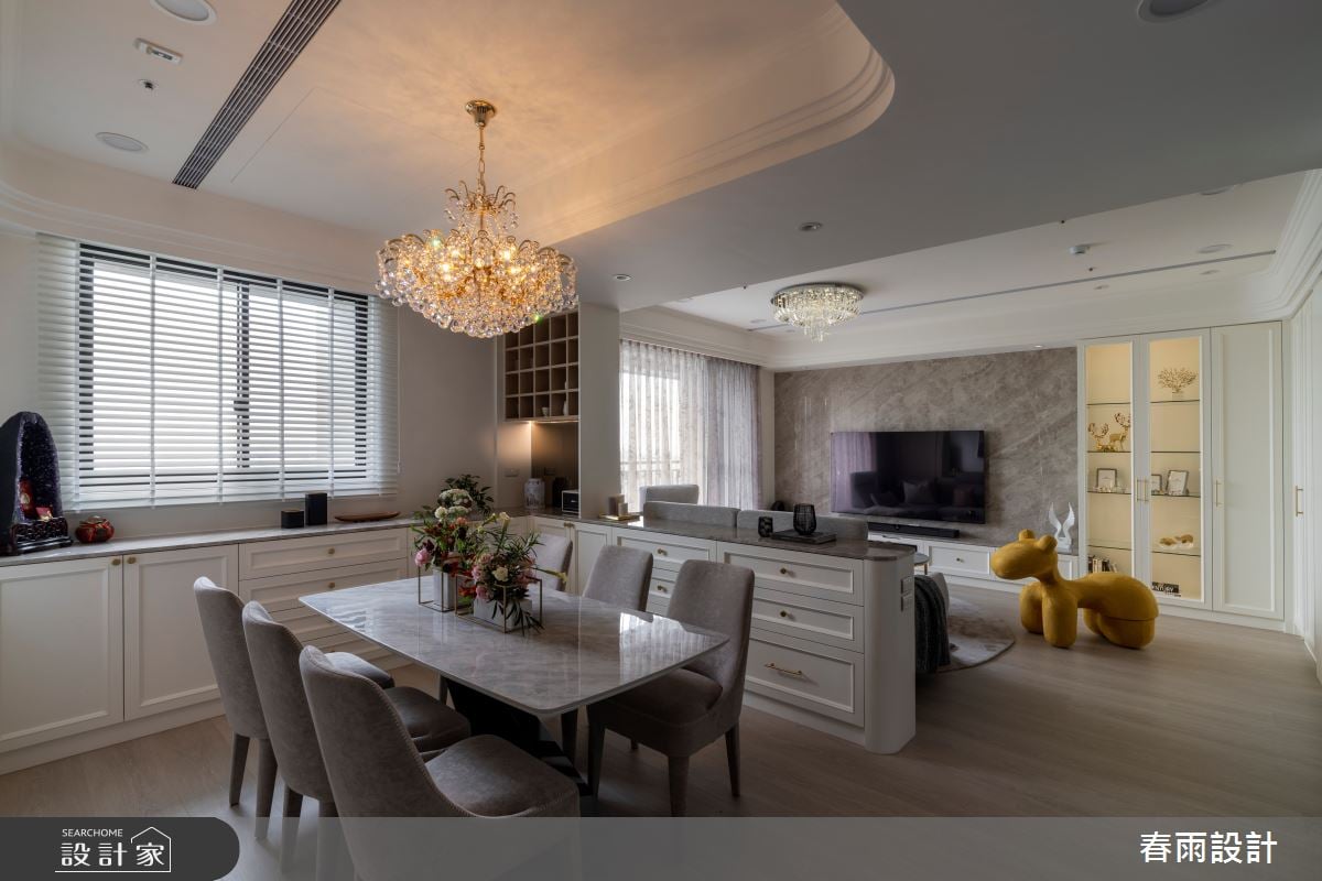 溫馨美式生活提案！活動拉門打破空間界線，美式線板將海量收納櫃化為多...