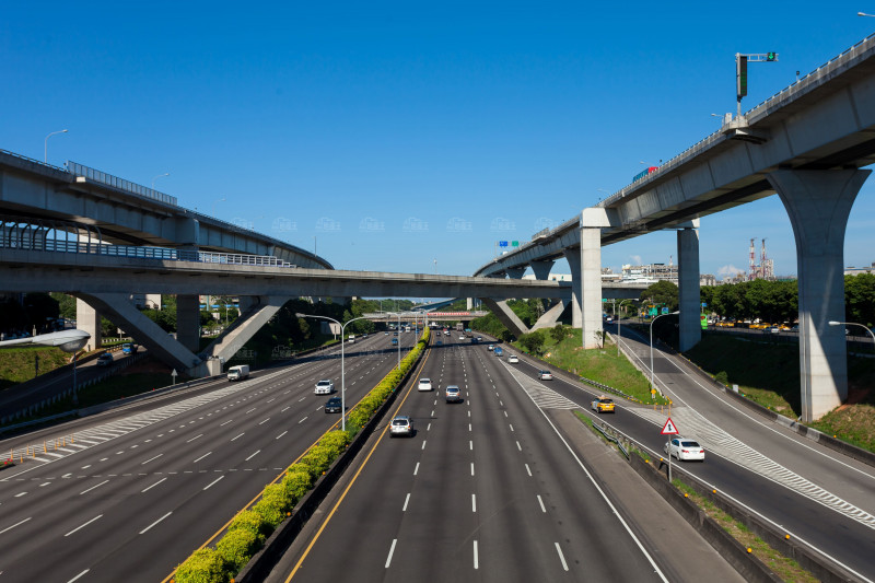 央行打養地 土建融年限納入金檢