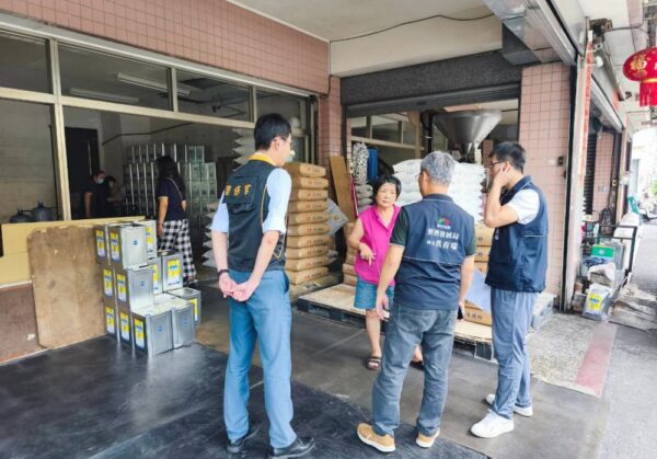 穩定食用油價格 中市府主動查察8家經銷商未發現囤貨哄抬