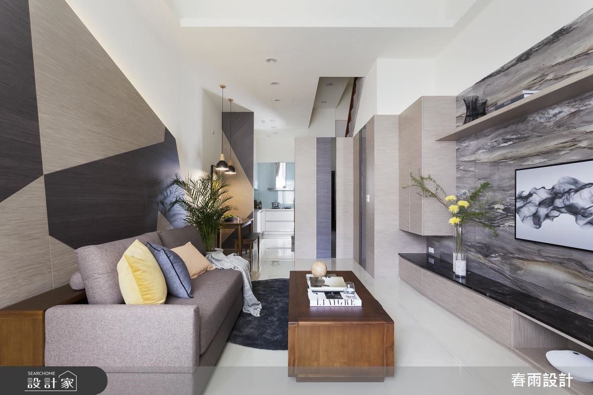 舒適大地色系再加上幾何趣味感！滿足風水、收納需求的休閒風透天別墅