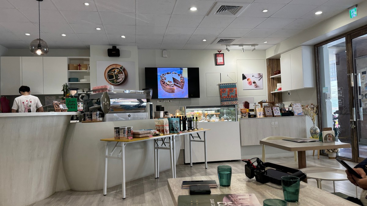 富人靠股利、年輕人靠貸款追股市？資金磁吸效應擴大　房貸族與中小企業...