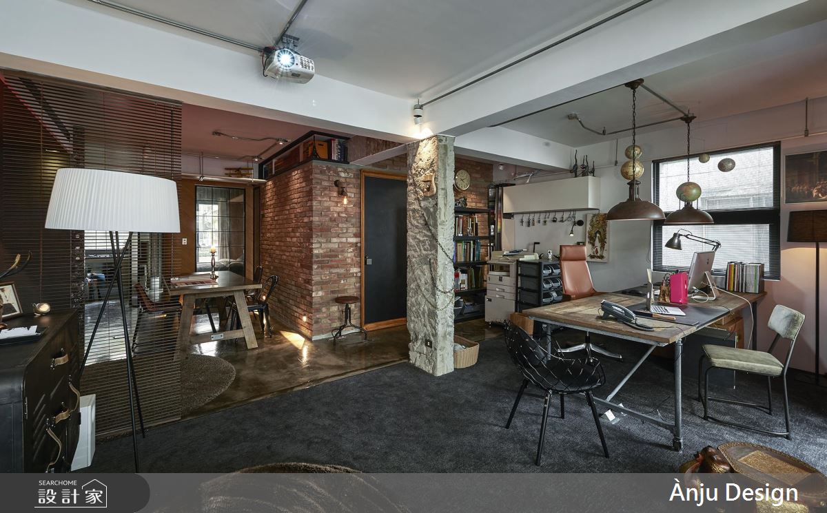 創意翻玩30坪老屋 充滿工業風的設計工作室