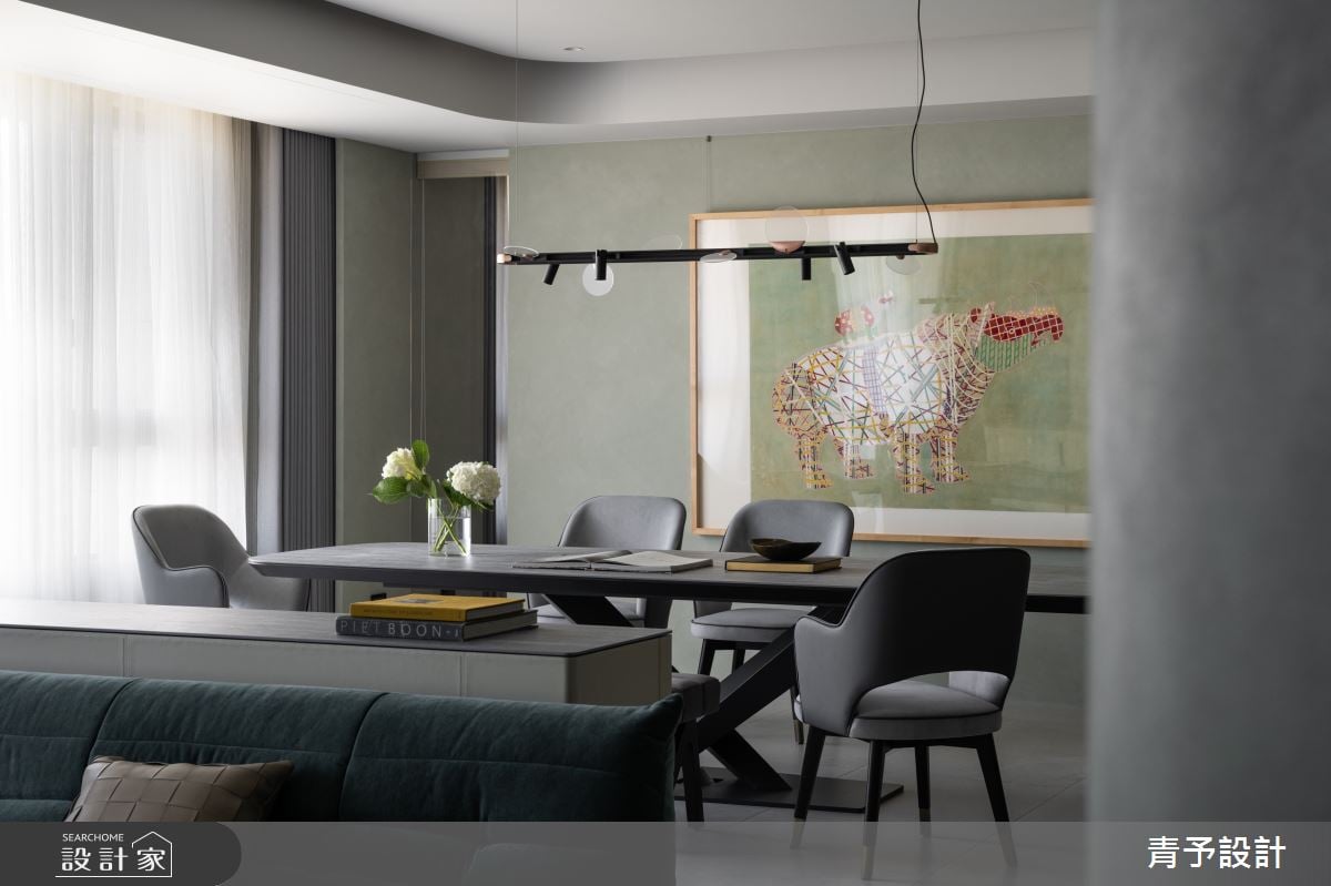 以孔雀綠為核心注入藝術深度，體現81坪住宅的靜謐奢華和人文品味