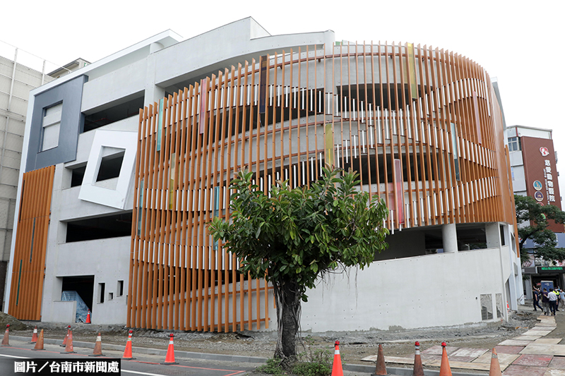 新建9座立體停車場 解南市熱區停車問題