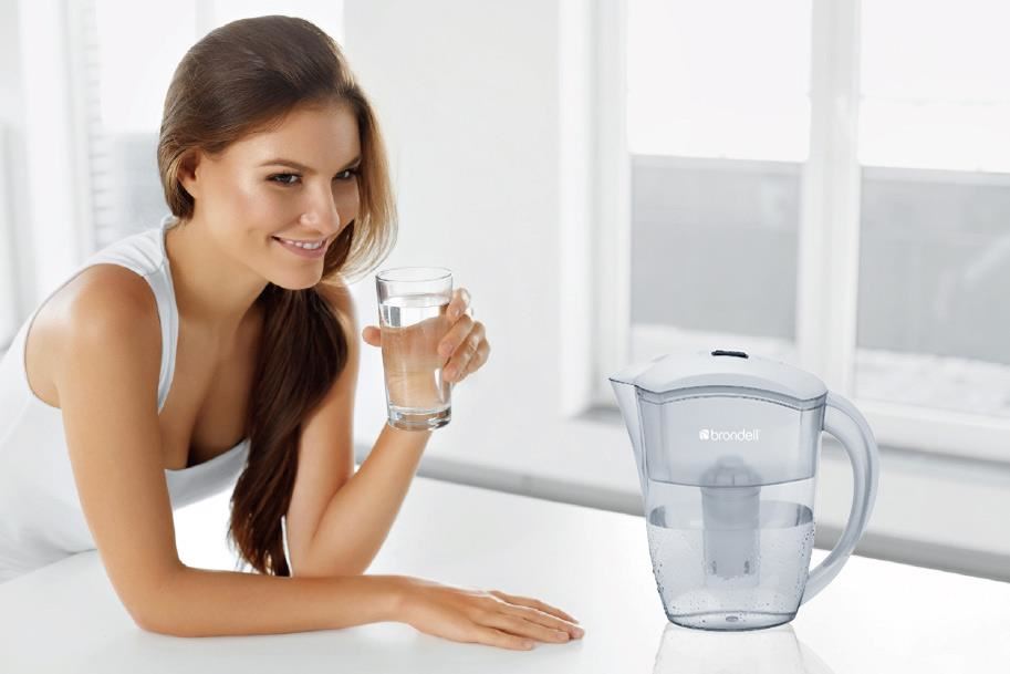 首創4階濾芯智慧過濾 讓飲水喝得更純淨!
