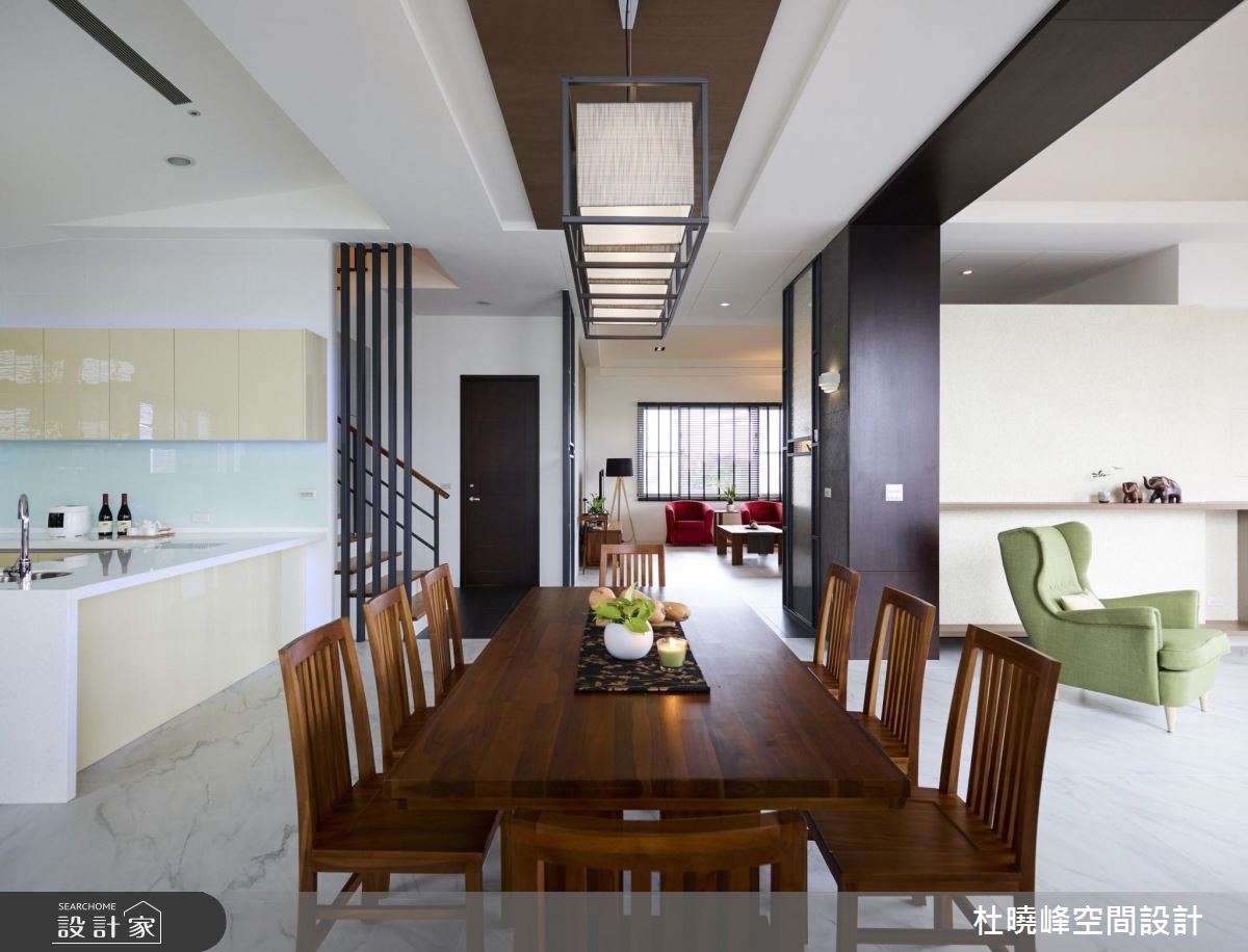 這家天花板很有戲！仰望透天別墅的鄉村風景