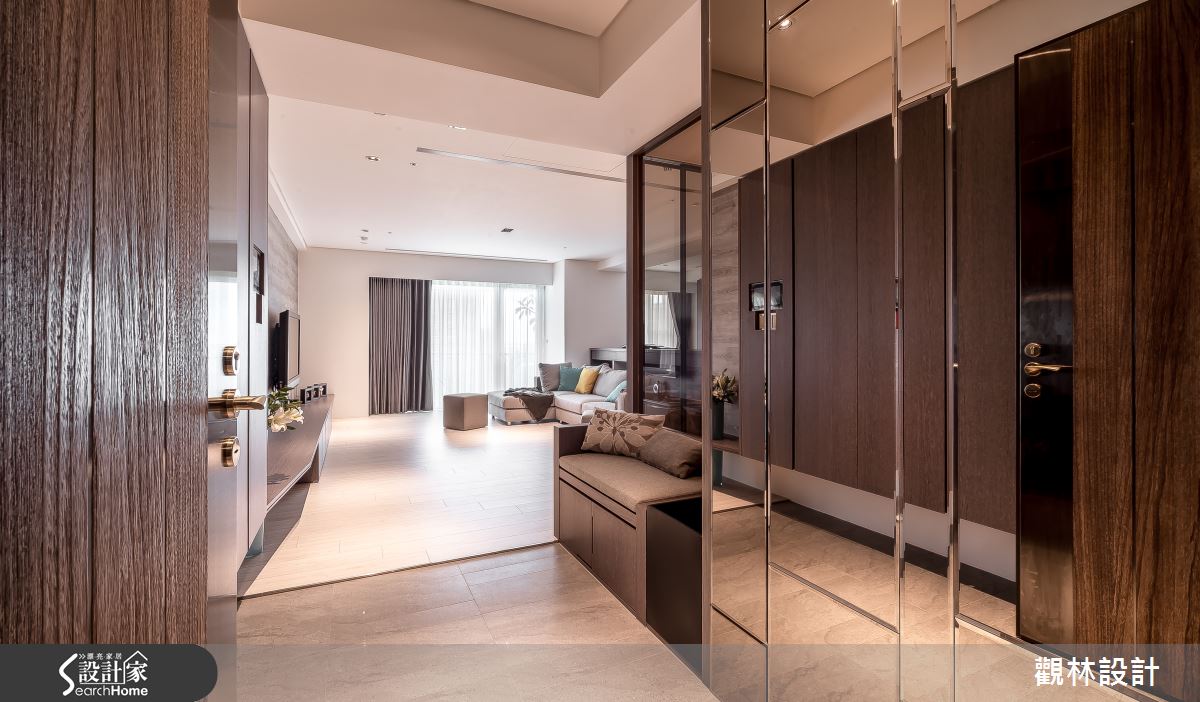 簡單中蘊藏不簡單！療癒木設計包覆 60 坪簡約生活