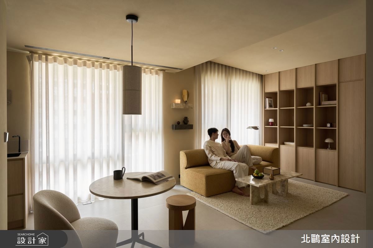 暖色調為生活注入柔軟，在新店15坪新婚宅裡找到日常的安心感
