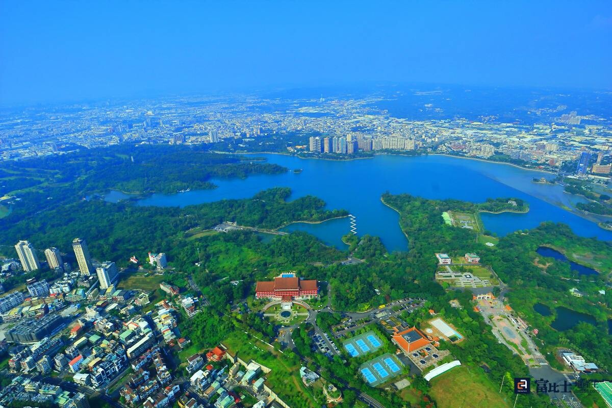 這區平均所得曾居高雄第二！捷運黃線與綠地成區域利多