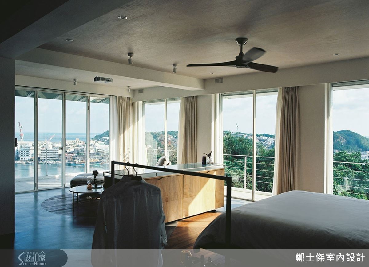 用曲線柔化工業風 海景光影打動女人心