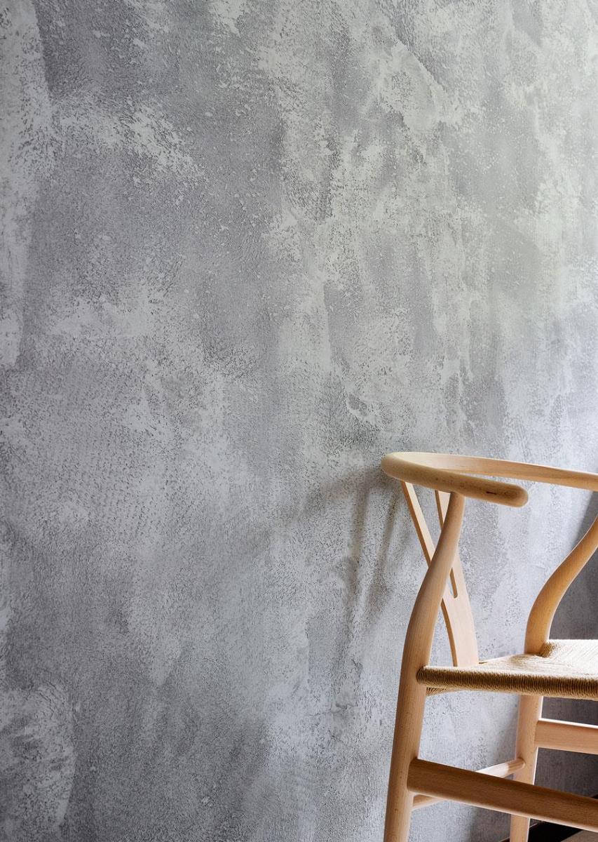 隨著時間呼吸的義大利灰泥塗料 展演空間的生命力
