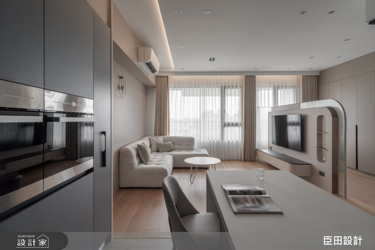 熟成女性感的雜誌美宅！莫蘭迪淡粉色打造一家四口的甜蜜居所