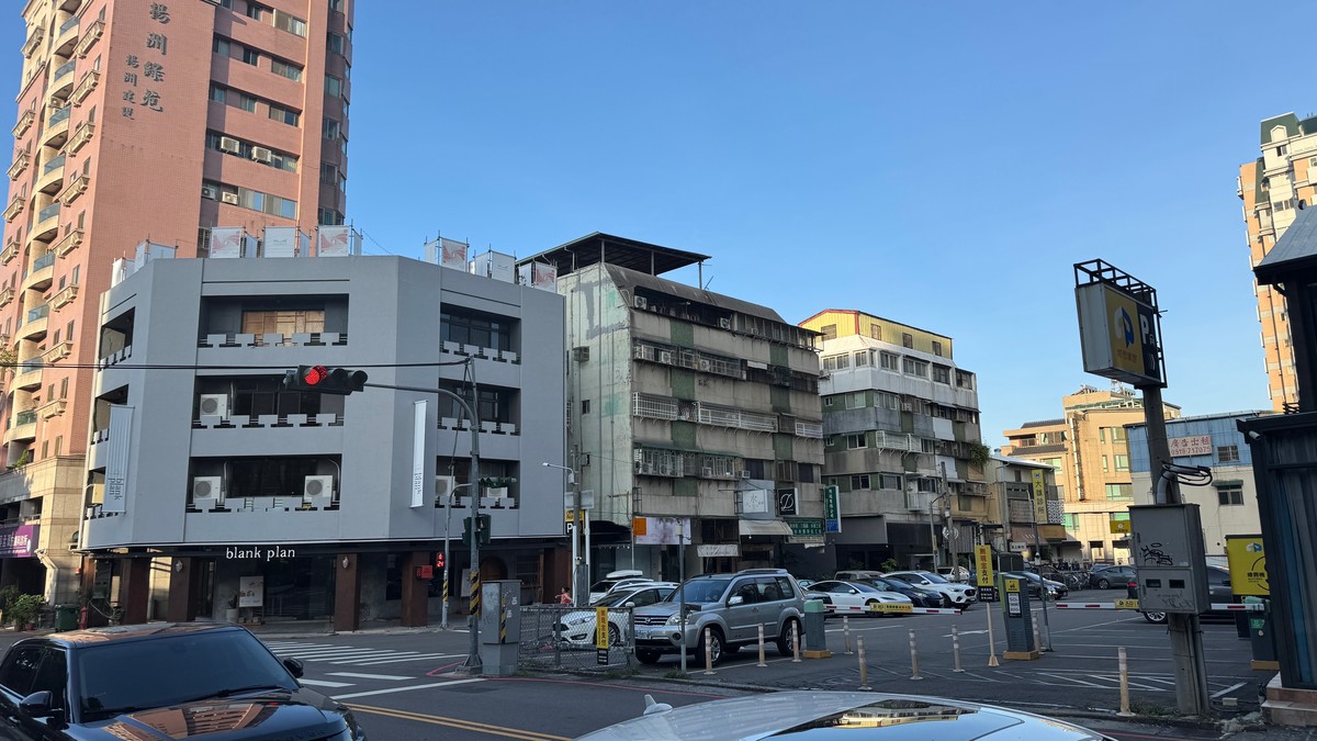 新屋交易量腰斬、老屋成交創新高！房市進入「銀髮時代」：誰能在老屋中...