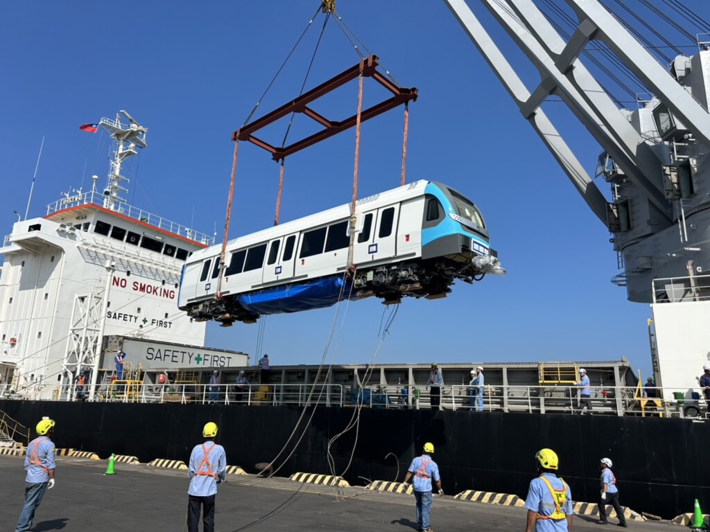 三鶯線29列車全數抵台　捷運工程進度92.25％邁入完工衝刺階段