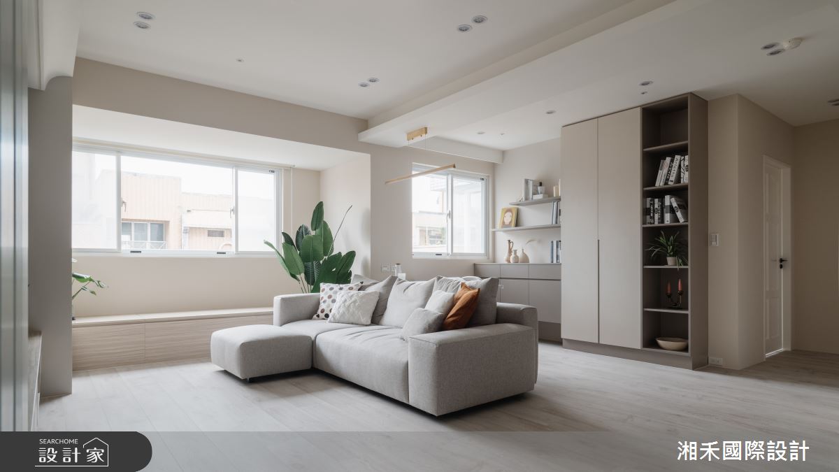26坪大齡老屋的重生之路!重塑格局顯化強大收納與開放式書房，燕麥色美型...