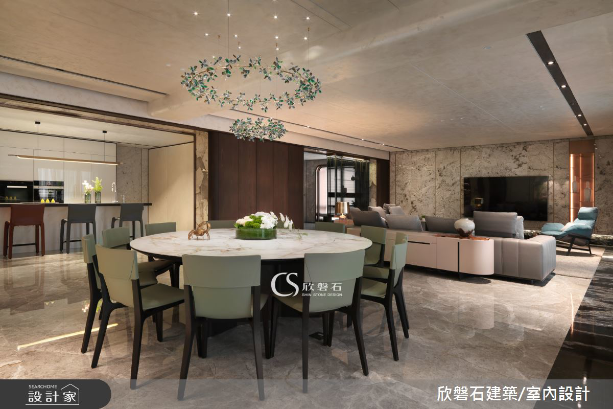 從毛胚到藝術，讓光影與工藝的對話！玄關優雅迎賓、透光奢石過道，打造...