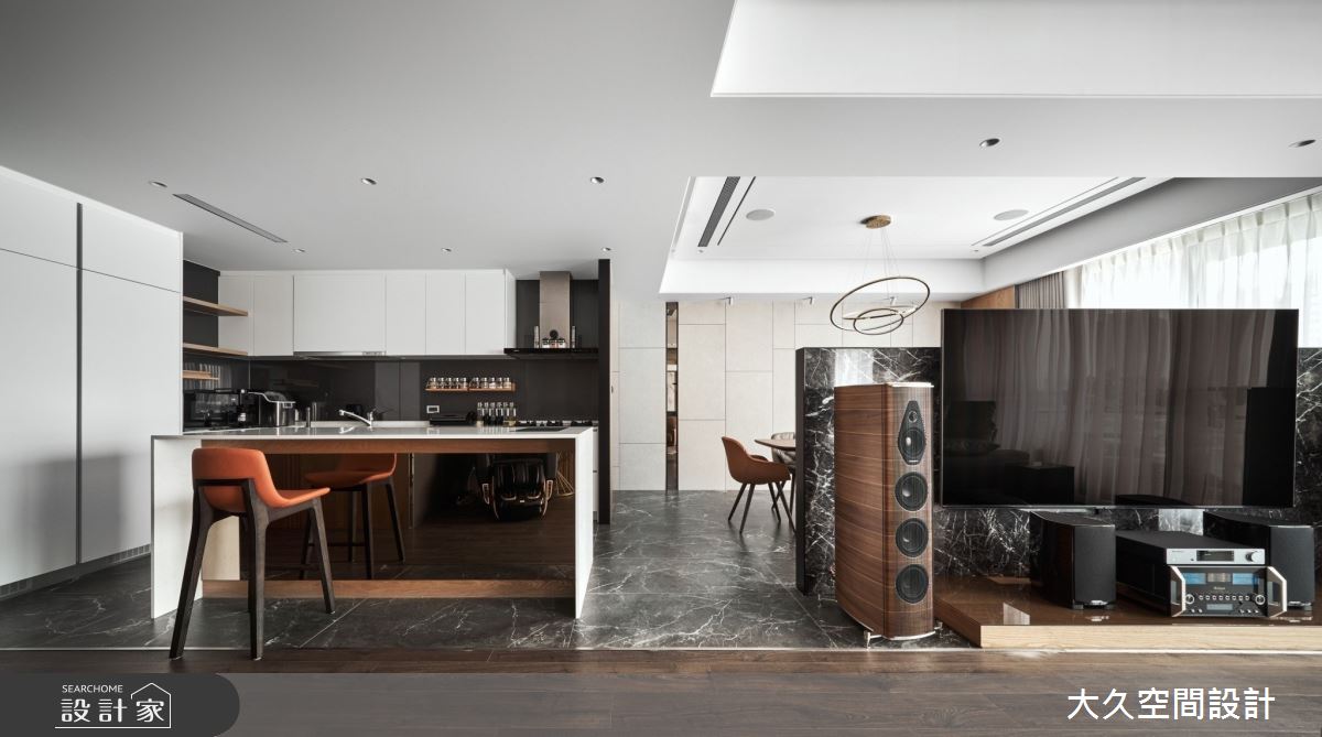 一個人也可以超享受!溫潤木質與奢華石材打造專屬單身貴族的45坪飯店宅