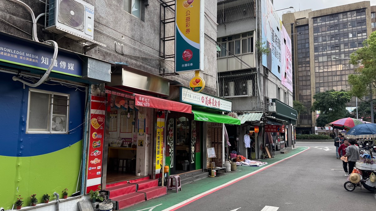 六都老商圈都在洗牌　停車難、租金高、消費轉向Mall成共同殺手
