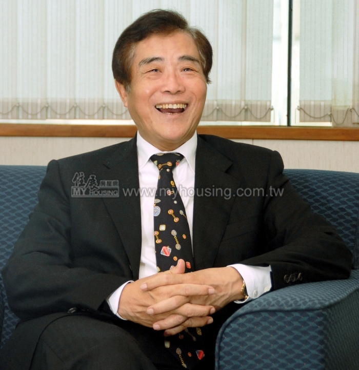 冠德第二代　全面接手