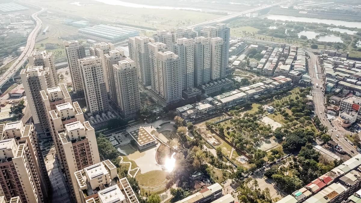 坐擁都市綠洲　浮洲合宜住宅獲鑽石級綠建築標章