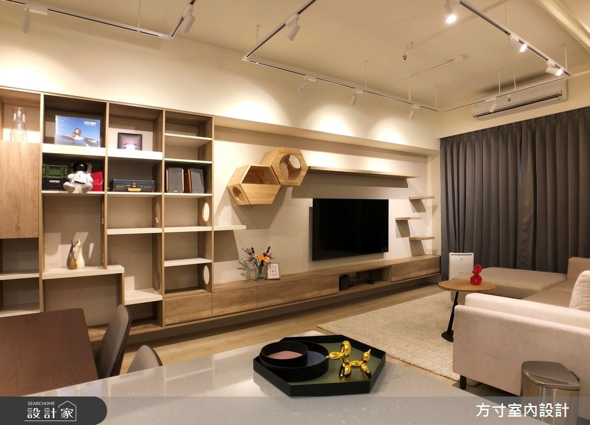 我的生活過度調味！用輕工業滾搭日式無印風，省下木作成本創造與愛貓共...