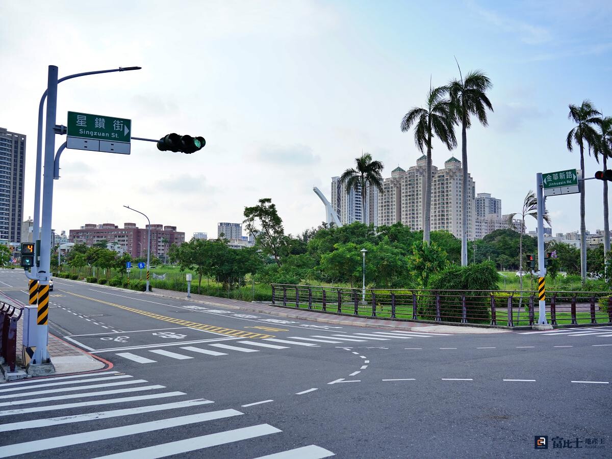 青森苑、艾美御之苑預售大樓接連創新價 搶中西區蛋黃一席之地