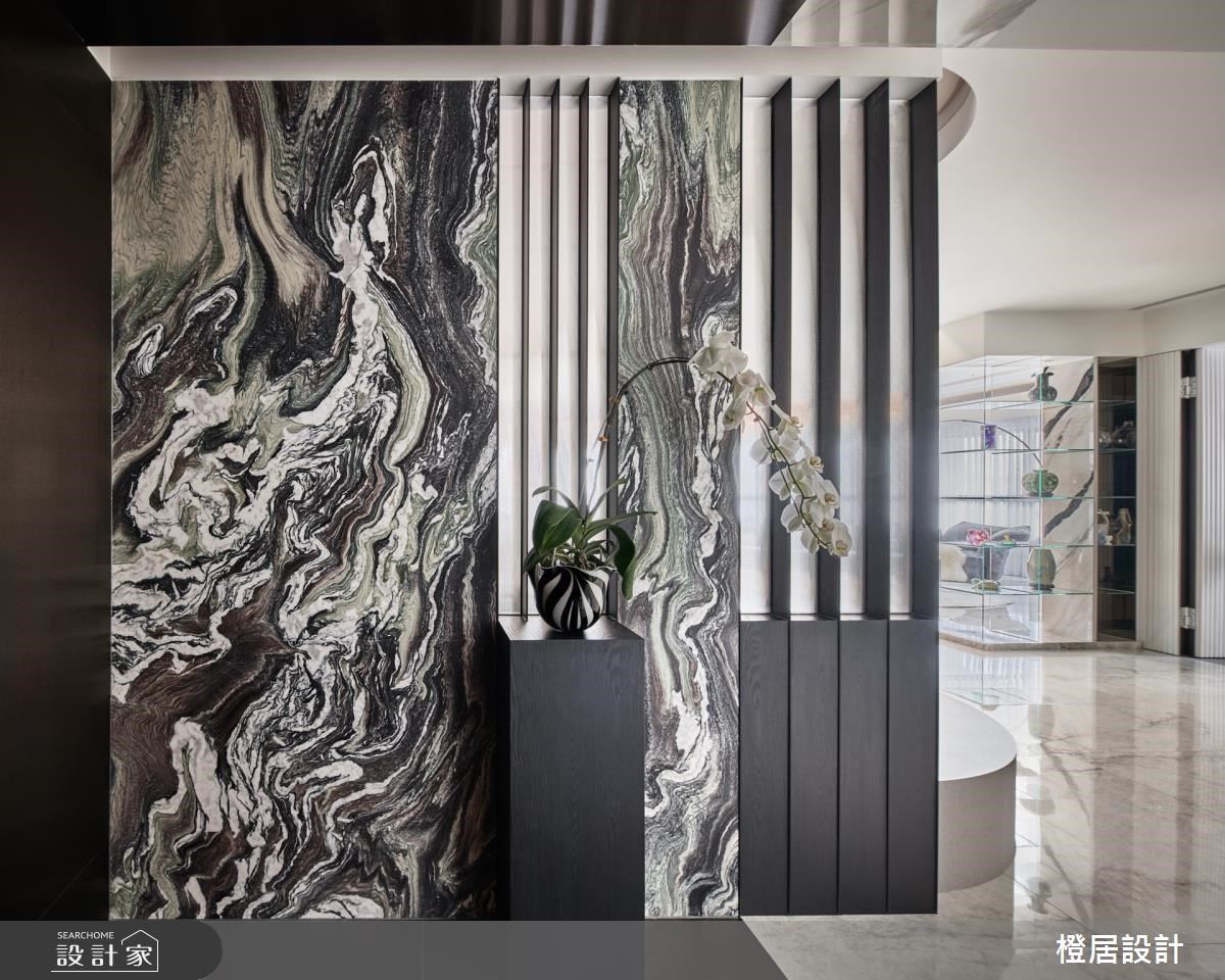 〔開箱影片〕65坪現代輕奢宅，異材質搭配增顯時尚質感，日式障子紙屏風...