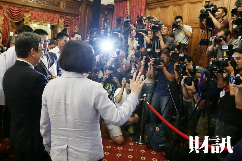 解讀一  當公民團體綁架了新政府...