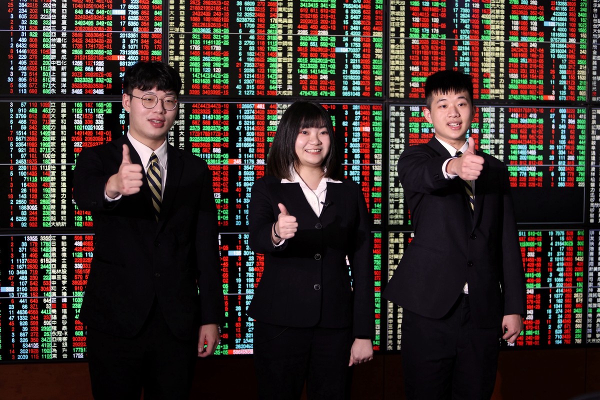 德明科大帶薪實習10年有成  Z世代職場大放異彩