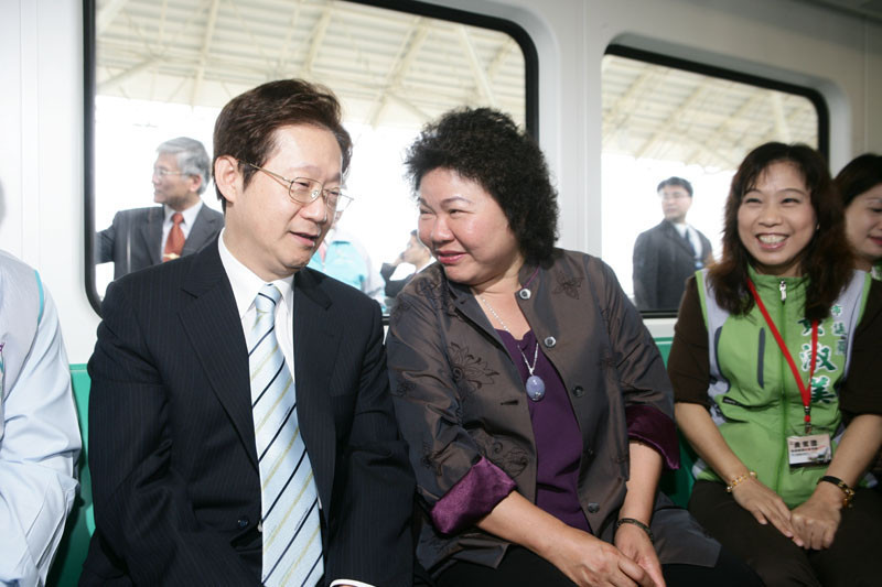 新官場現形記　火熱上演政權輪替「索官」「封官」