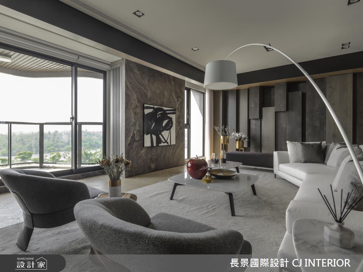 所謂家人，在水一方！流淌湖光山色的休閒風大宅