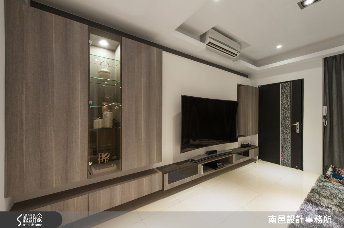 機能美感 60 萬全都包！ 理工男的 12 坪超值小宅