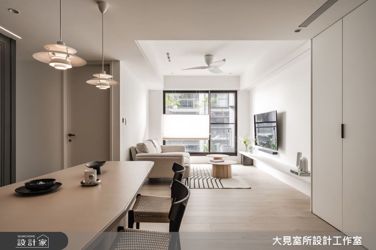 新婚夫妻浪漫北歐宅！讓木紋、自然光與照明，鋪陳最適合居住的人文溫度