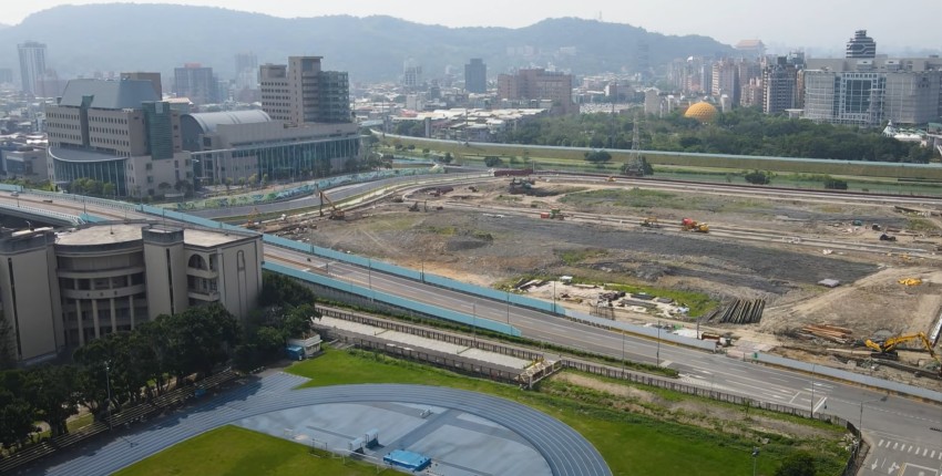 點火士科廠辦 叡揚購華固創富中心大樓8戶