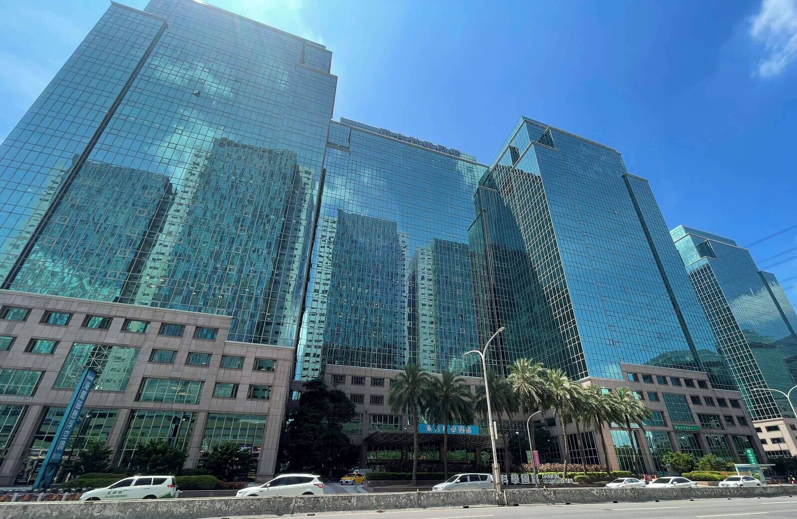 辦公室擴張動能強 新北廠辦朝大坪數靠攏