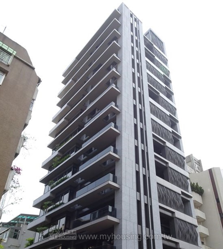 豪宅「青田青」 林依晨1.41億購入