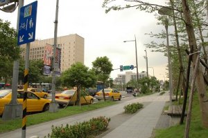 法拍華山都更公寓 每坪土地222萬